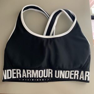 Under armour XS sports bra